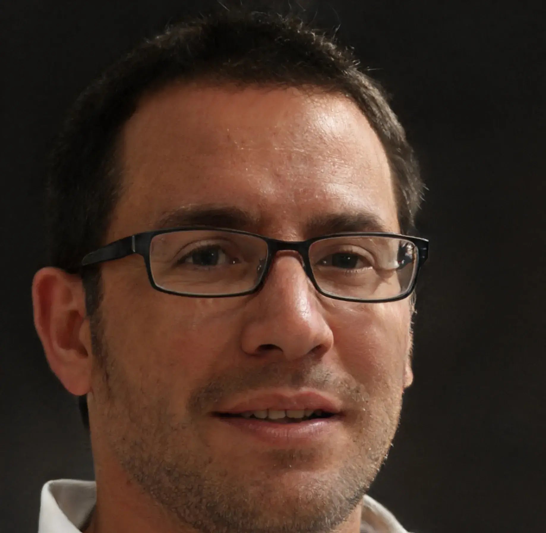 <em>Lucas M.</em>